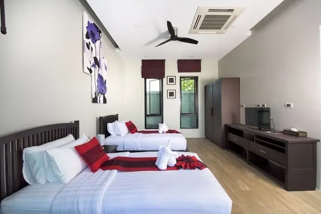Luxury Villa, 4 Yatak Odası, Havuz Manzaralı