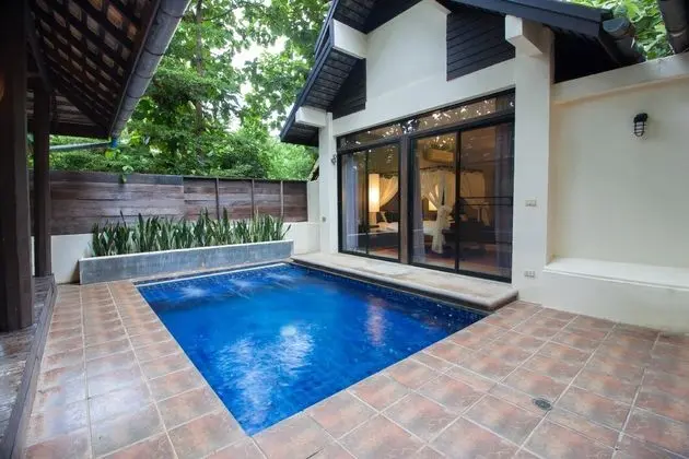 Çift ​​kişilik Pool View One Bedroom