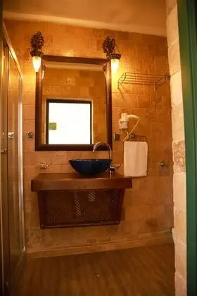 Standard Üç Kisilik Oda