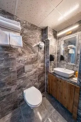 Standart Üç Kişilik Oda