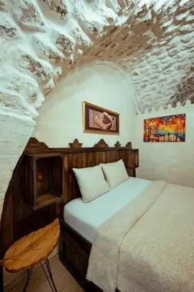 Standart Üç Kişilik Oda, Veranda Manzaralı