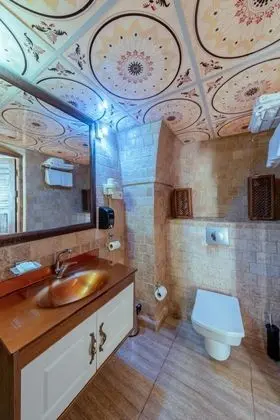Standart Üç Kişilik Oda,Veranda Manzaralı
