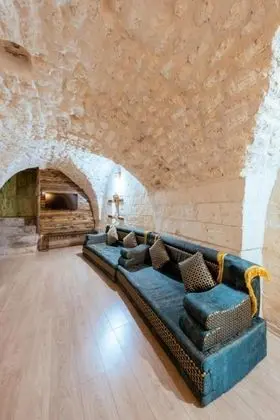 Suite, Avlu Manzaralı