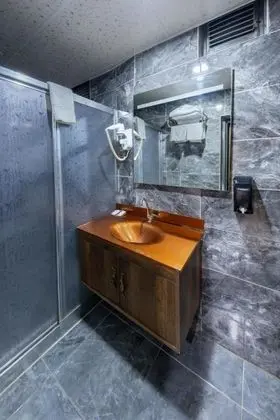 Suite, Avlu Manzaralı
