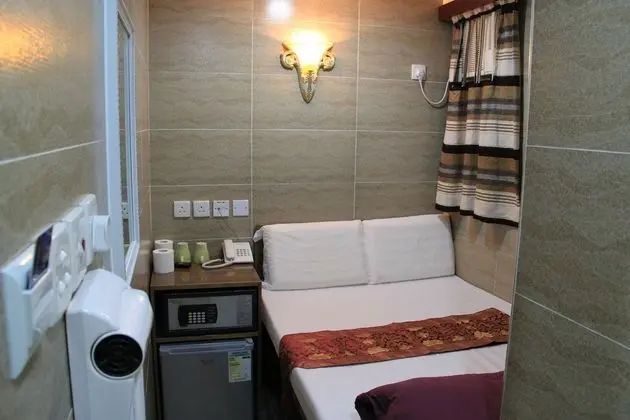 Tek Büyük Yataklı Oda