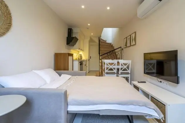 Naro Suites Alaçatı Köyiçi 3