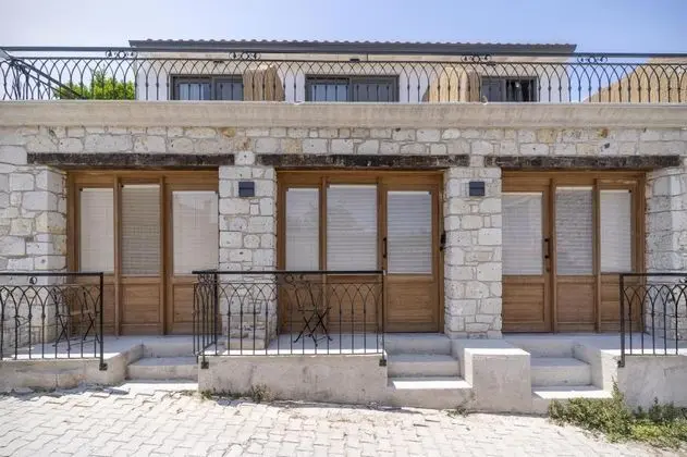 Naro Suites Alaçatı Köyiçi 3