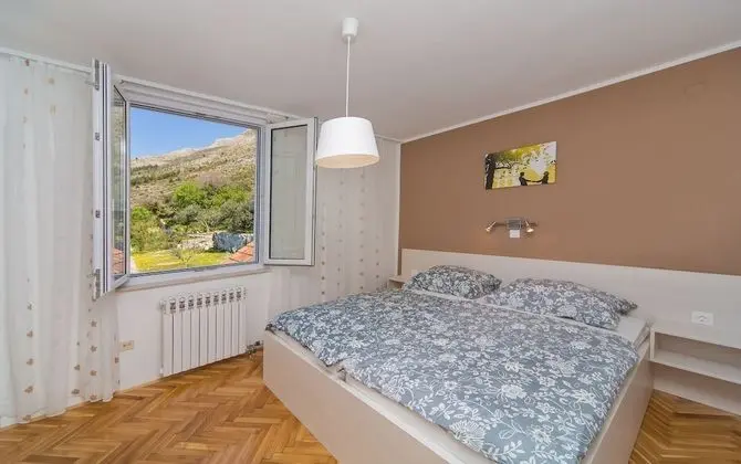 Tek Büyük Yataklı Oda, Bahçe Manzaralı (7)