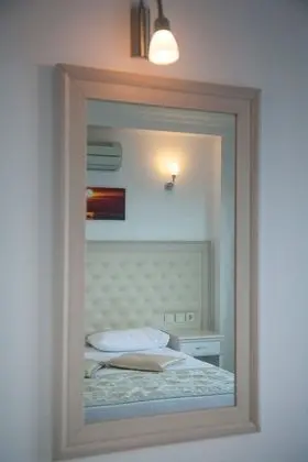 Ekonomik Çatı Katı İki Ayrı Yataklı Oda