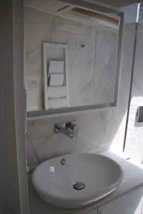 Standart Çatı Katı Deniz Manzaralı Oda