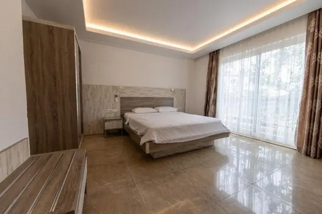 Standart Oda, Dağ Manzaralı, Balkonlu