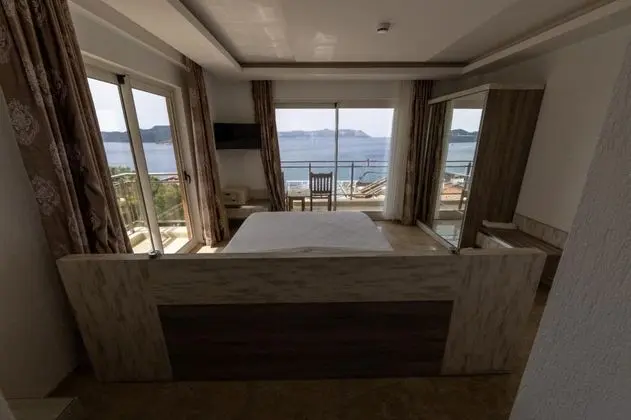 Standart Oda, Deniz Manzaralı, Balkonlu