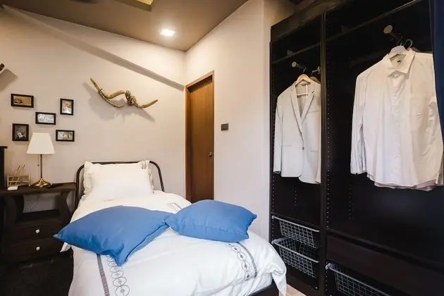 Cat Room