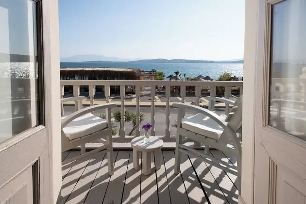 Romantic Süit, Küvet, Deniz Manzaralı