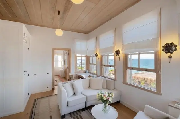 Suite, Deniz Manzaralı