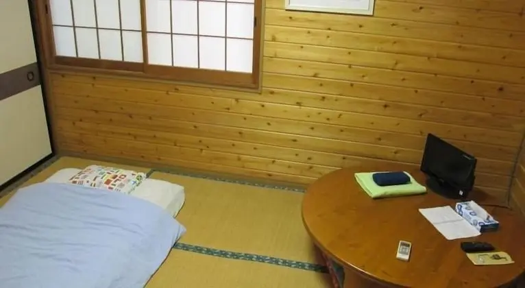 Tek Kişilik Oda, Japon Şiltesi, Sigara İçilmez