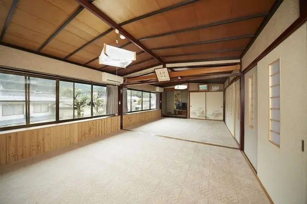 Traditional Oda (Japanese Style, Shared Bath Room)