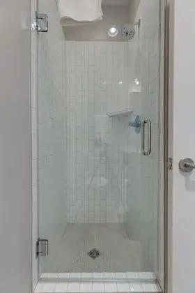 Sıra Ev, Birden Çok Yatak, Mutfak