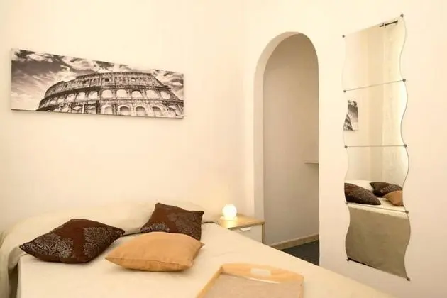 Tek Büyük Yataklı Oda, 1 Büyük (Queen) Boy Yatak, Ortak Banyo