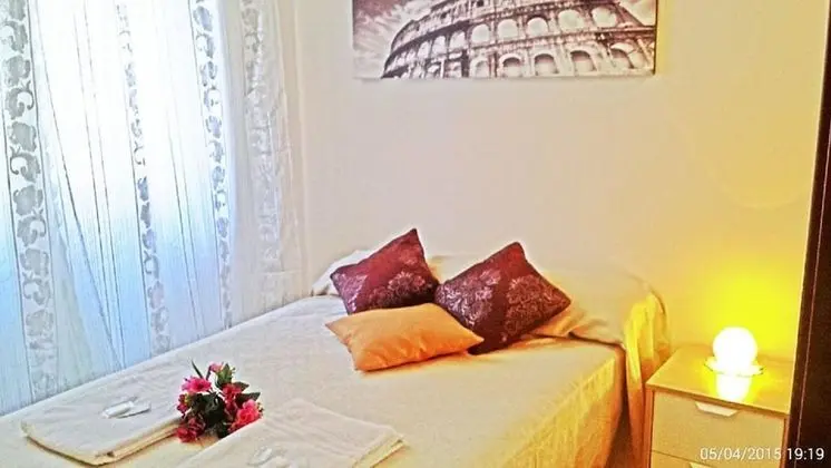 Tek Büyük Yataklı Oda, 1 Büyük (Queen) Boy Yatak, Ortak Banyo