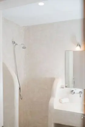 Stüdyo (Elegant)