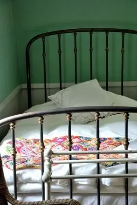 Üç Kişilik Oda, 3 Tek Kişilik Yatak