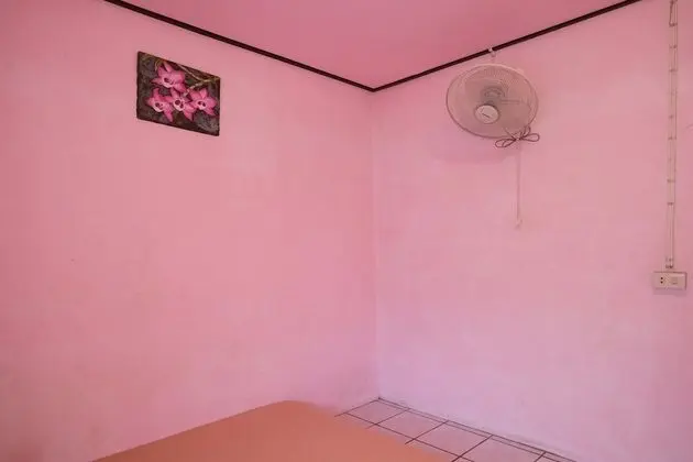 Fan Room with Shared Bathroom