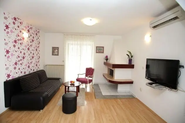 Apart Daire (Natali - 5 M from the beach - A6 (4+2)