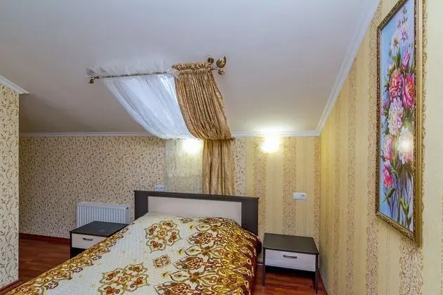 Comfort Apart Daire, 1 En Büyük (King) Boy Yatak, Buzdolabı ve Mikrodalga, Bahçeli