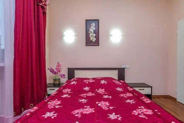 Comfort Apart Daire, 1 En Büyük (King) Boy Yatak, Buzdolabı ve Mikrodalga, Bahçeli