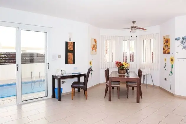 Villa, 3 Yatak Odası, Kişiye Özel Havuzlu