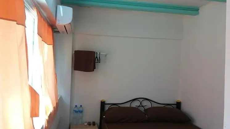 Standard Room with Window