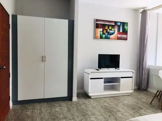 1 Bedroom Jacuzzi