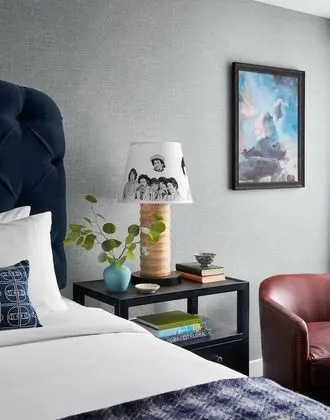 Süit, 1 En Büyük (King) Boy Yatak ve Çekyat (Graduate King Suite)