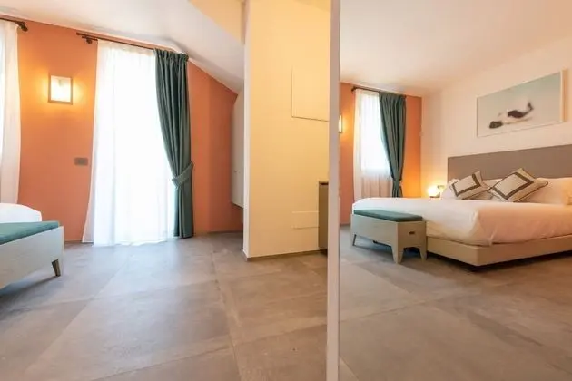 Premium Tek Büyük Yataklı Oda, Göl Manzaralı