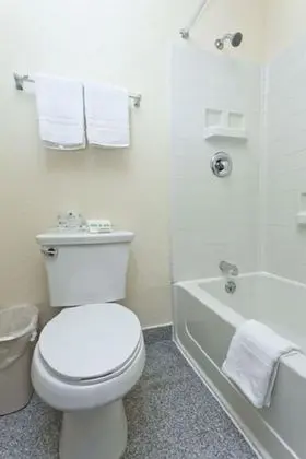 İki Double Yataklı Oda (Sigara İçilmez)