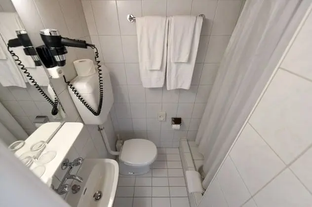 Economy İki Ayrı Yataklı Oda (External Private Bathroom)