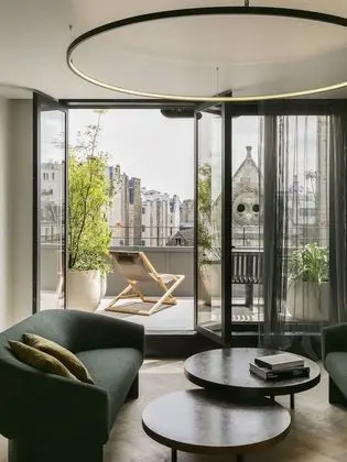 Çatı Katı Süiti (Penthouse)
