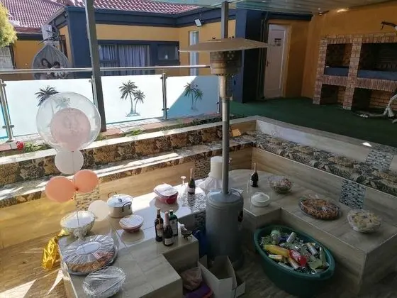 Honeymoon Tek Büyük Yataklı Oda