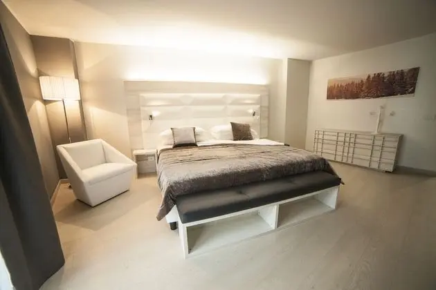 Comfort Tek Büyük veya İki Ayrı Yataklı Oda