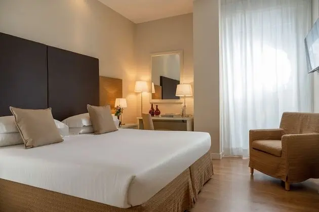 Superior Tek Büyük veya İki Ayrı Yataklı Oda (20sq meters)