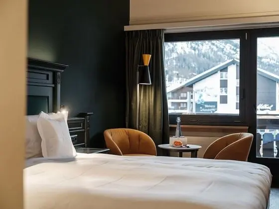 Deluxe Tek Büyük Yataklı Oda, Sigara İçilmez, Banyolu/Duşlu