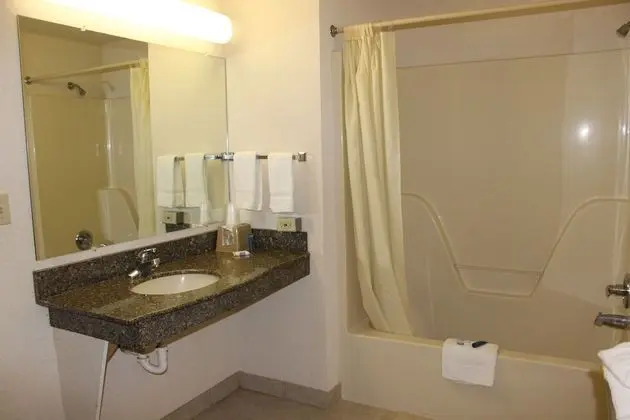 Basic Tek Kişilik Oda, Sigara İçilmez