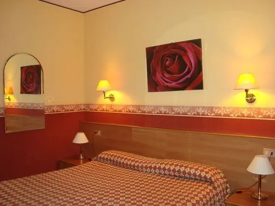 Tek Büyük veya İki Ayrı Yataklı Oda, Balkon