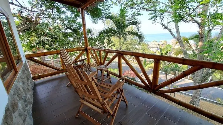 Bungalow with Sea View