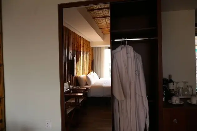 King Suite with Ocean View
