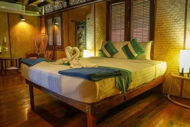 Luxury Villa, 3 Yatak Odası, Teras, Denize Sıfır