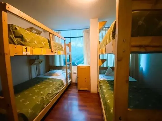 Ortak Ranzalı Oda, Özel Banyo