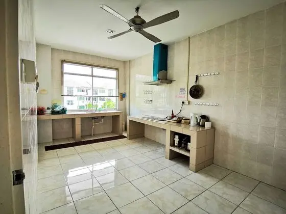 Queen Room With Bathroom