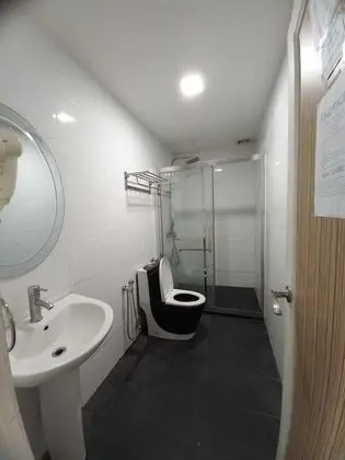 Economy Oda, Ortak Banyo